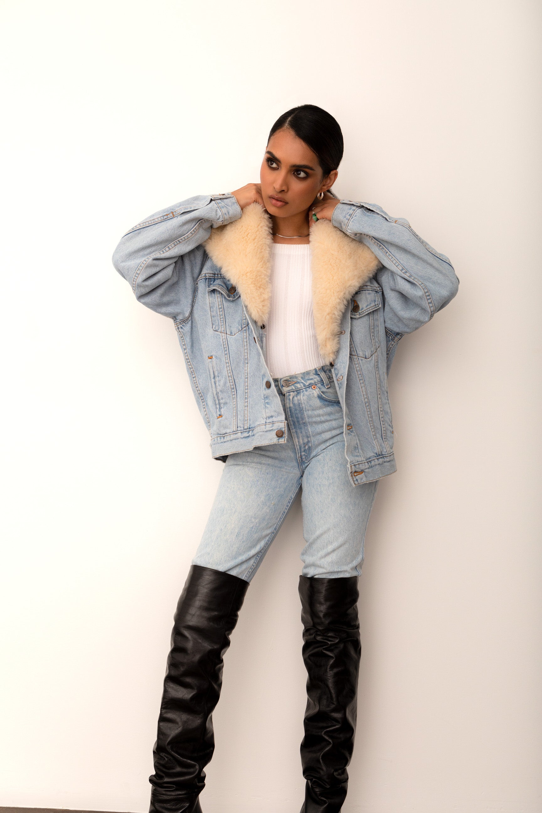Light Blue Greta Denim Jacket Size M – re by lisa tse